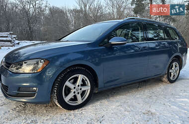 Універсал Volkswagen Golf 2015 в Києві