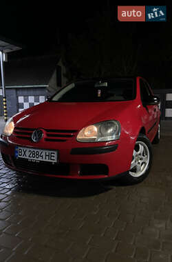 Хэтчбек Volkswagen Golf 2003 в Староконстантинове
