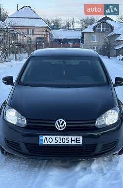 Хэтчбек Volkswagen Golf 2009 в Ужгороде