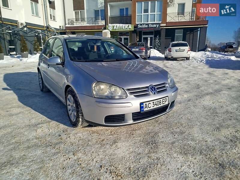 Volkswagen Golf 2005