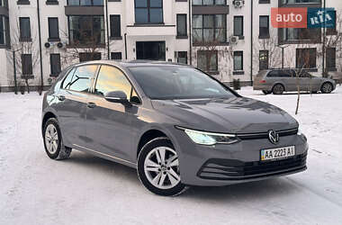 Хэтчбек Volkswagen Golf 2021 в Киеве