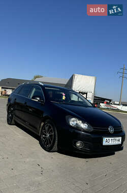 Універсал Volkswagen Golf 2010 в Мукачевому
