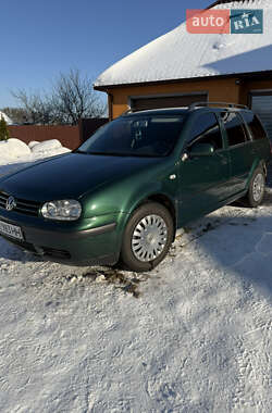 Універсал Volkswagen Golf 2001 в Любомлі