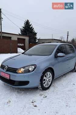 Хэтчбек Volkswagen Golf 2011 в Днепре