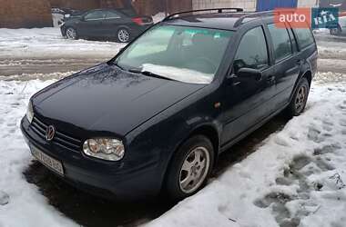 Универсал Volkswagen Golf 2000 в Ромнах