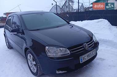 Хетчбек Volkswagen Golf 2007 в Головне