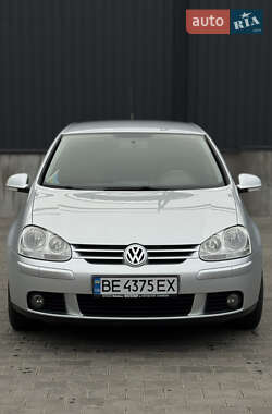 Хетчбек Volkswagen Golf 2006 в Вознесенську