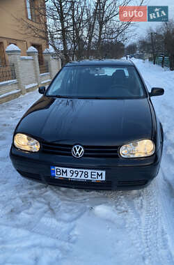 Хэтчбек Volkswagen Golf 2002 в Сумах