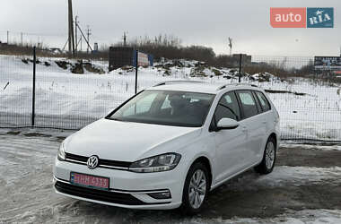 Универсал Volkswagen Golf 2018 в Ровно