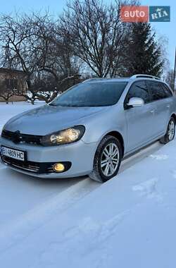 Универсал Volkswagen Golf 2012 в Гадяче