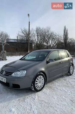 Хэтчбек Volkswagen Golf 2005 в Каменец-Подольском