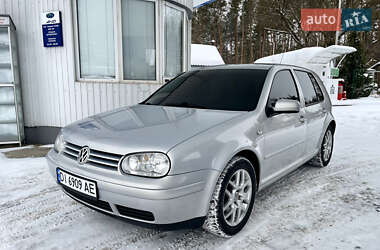 Хэтчбек Volkswagen Golf 1999 в Змиеве
