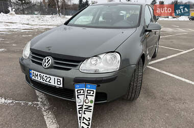 Хэтчбек Volkswagen Golf 2004 в Житомире
