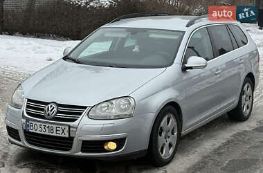 Универсал Volkswagen Golf 2009 в Киеве
