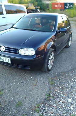 Хетчбек Volkswagen Golf 2000 в Сокирянах