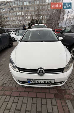 Хэтчбек Volkswagen Golf 2015 в Павлограде