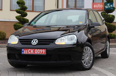 Хэтчбек Volkswagen Golf 2006 в Трускавце