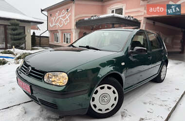 Хэтчбек Volkswagen Golf 2000 в Черновцах