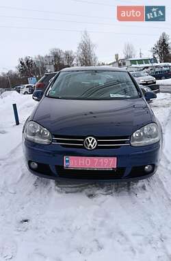 Хетчбек Volkswagen Golf 2008 в Луцьку