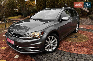 Универсал Volkswagen Golf 2018 в Хусте