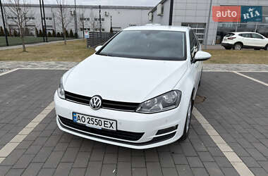 Хетчбек Volkswagen Golf 2015 в Мукачевому