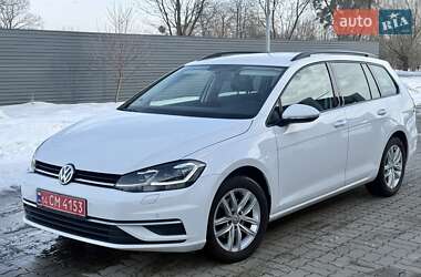 Універсал Volkswagen Golf 2019 в Стрию