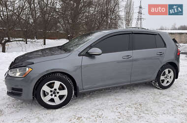 Хетчбек Volkswagen Golf 2014 в Кролевці