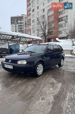 Универсал Volkswagen Golf 2001 в Тернополе