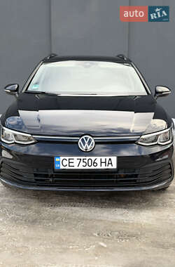 Універсал Volkswagen Golf 2021 в Чернівцях