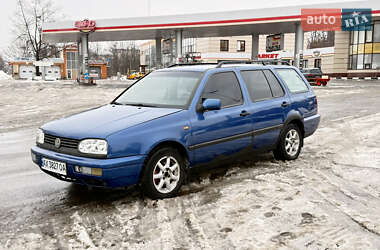 Універсал Volkswagen Golf 1996 в Харкові