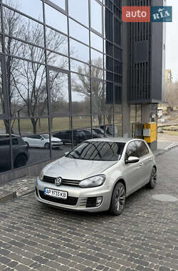 Хэтчбек Volkswagen Golf 2011 в Запорожье
