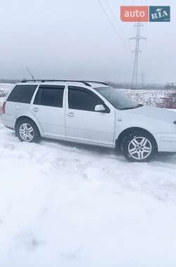 Универсал Volkswagen Golf 2004 в Харькове