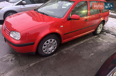 Универсал Volkswagen Golf 2005 в Ровно