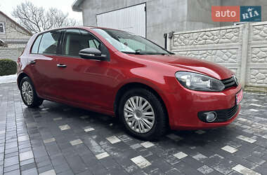 Хетчбек Volkswagen Golf 2009 в Дубні