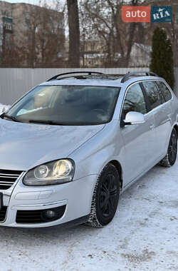 Универсал Volkswagen Golf 2007 в Староконстантинове