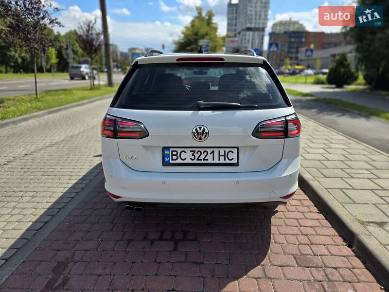 Универсал Volkswagen Golf 2015 в Львове