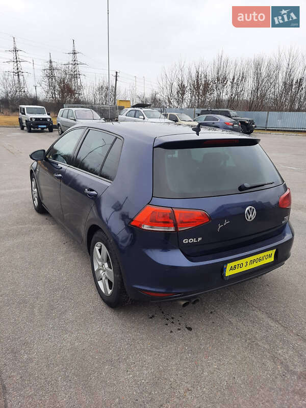 Хэтчбек Volkswagen Golf 2013 в Полтаве