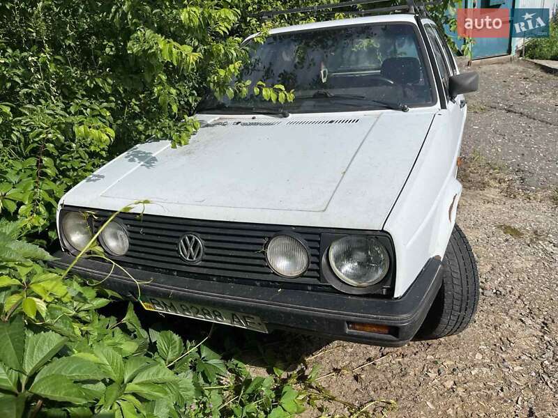 Хэтчбек Volkswagen Golf 1987 в Путивле