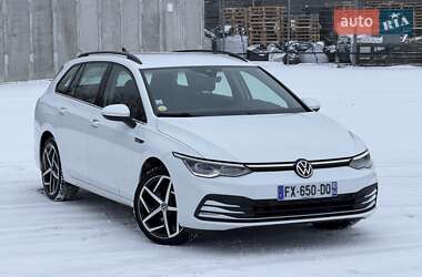Универсал Volkswagen Golf 2020 в Черновцах