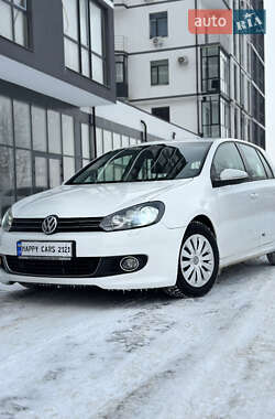 Хэтчбек Volkswagen Golf 2012 в Ровно