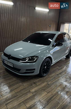 Хетчбек Volkswagen Golf 2013 в Одесі