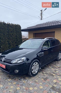 Универсал Volkswagen Golf 2010 в Луцке