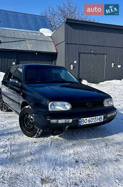 Хэтчбек Volkswagen Golf 1993 в Тернополе