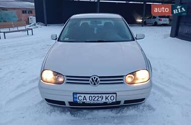 Хэтчбек Volkswagen Golf 1998 в Умани