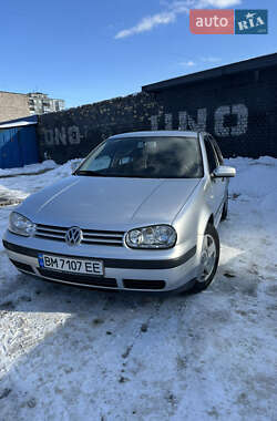 Хетчбек Volkswagen Golf 2001 в Києві