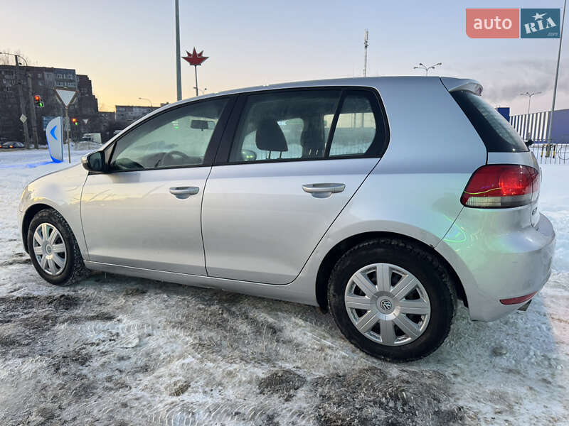Volkswagen Golf 2010