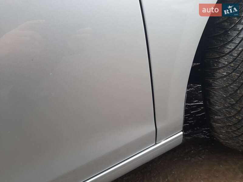 Хэтчбек Volkswagen Golf 2009 в Новой Водолаге