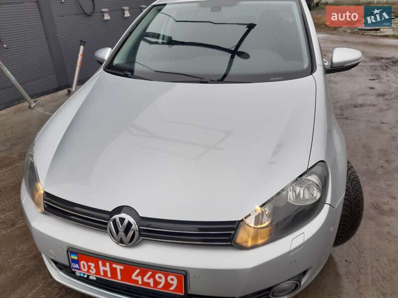 Хэтчбек Volkswagen Golf 2009 в Новой Водолаге