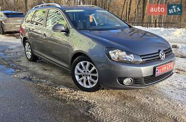 Универсал Volkswagen Golf 2009 в Чернигове