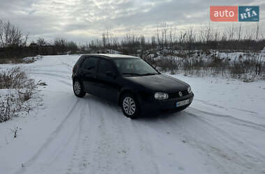 Хэтчбек Volkswagen Golf 2000 в Виннице